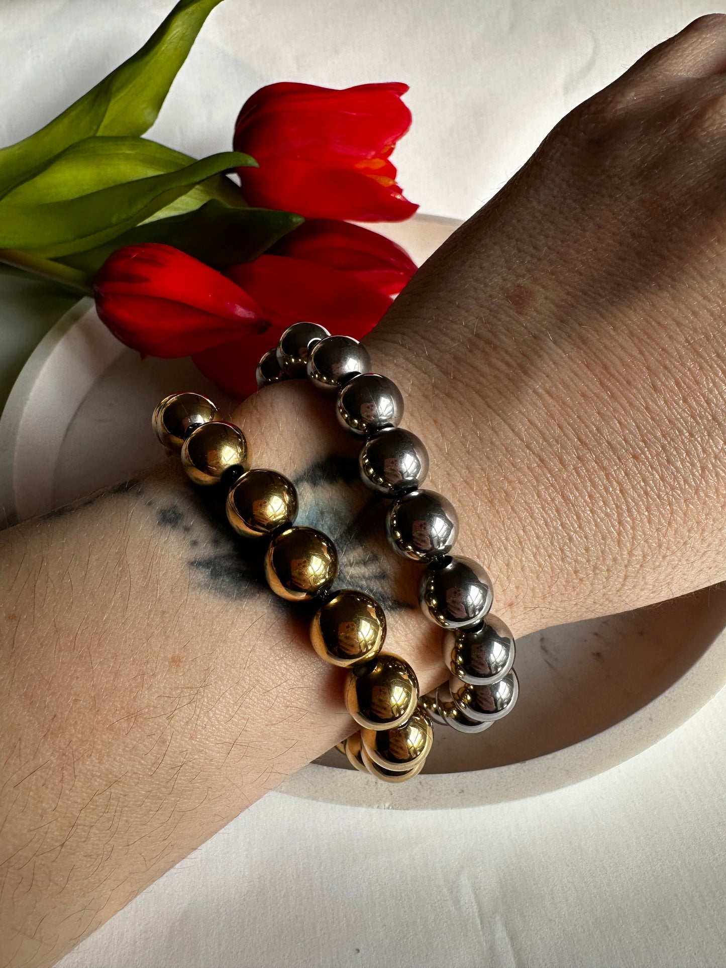 Bracciale con sonaglio a sfera media