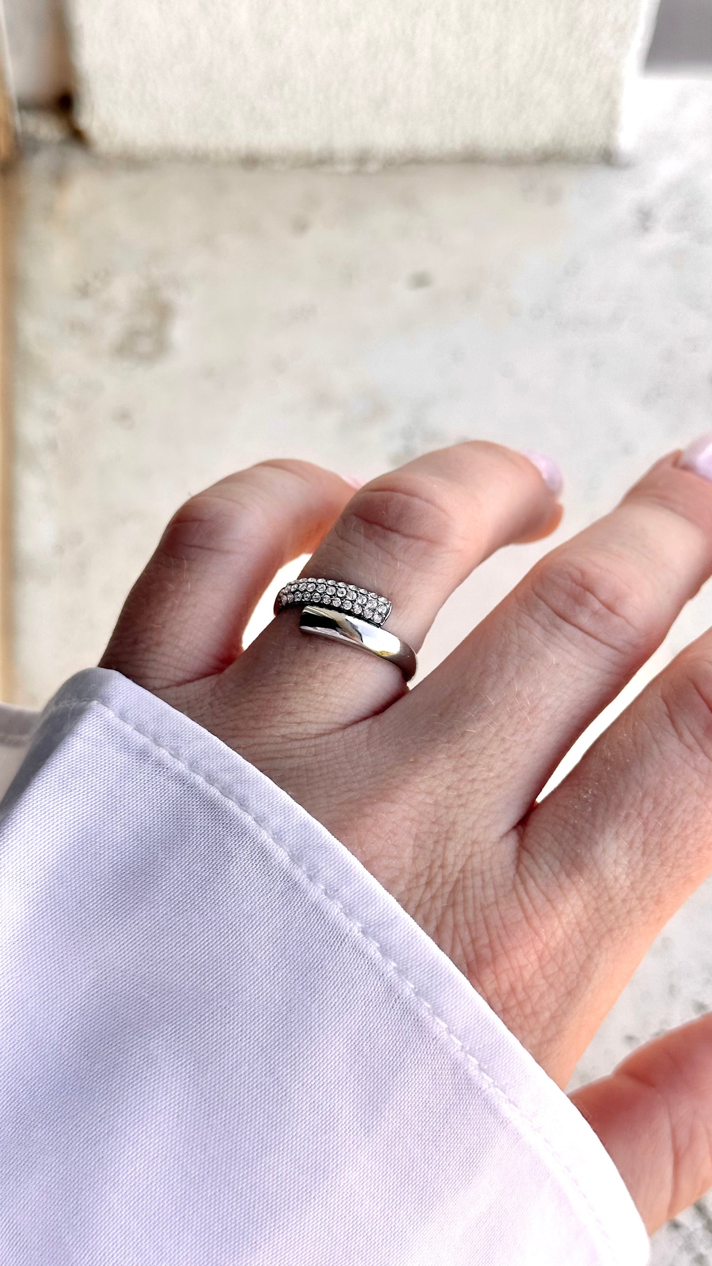 Anello Lux