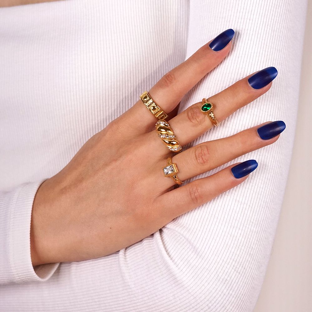 Anello Magnificent Twist